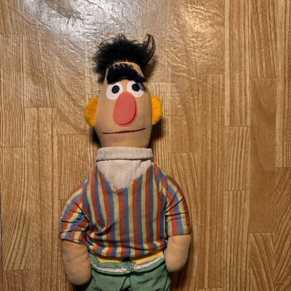 Vintage 1970s Knickerbocker Ernie Sesame Street Plush Doll - Picture 2 of 4